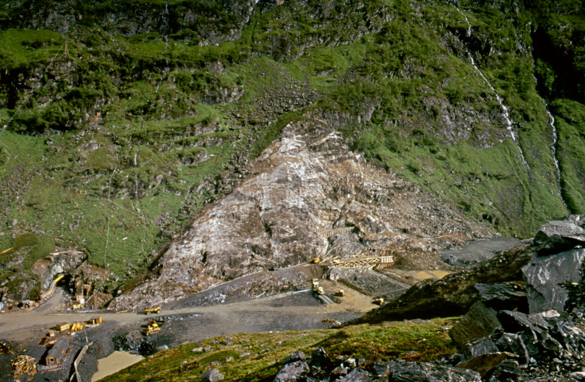 Begynnelsen på Valdalsdammen